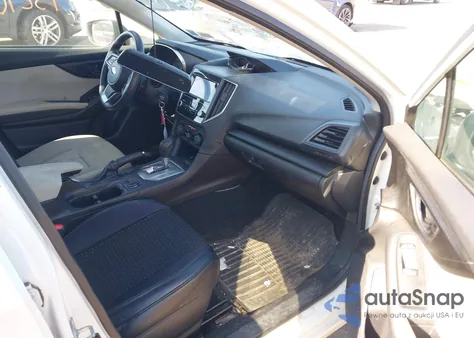 2017 Subaru Impreza 2.0I Premium из США, поврежденный, VIN 4S3GTAB69H3749662